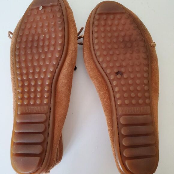 Minnetonka brown suede leather moccasin flats - Picture 3 of 4